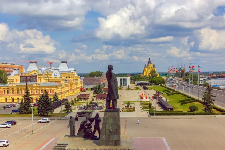 площадь Ленина