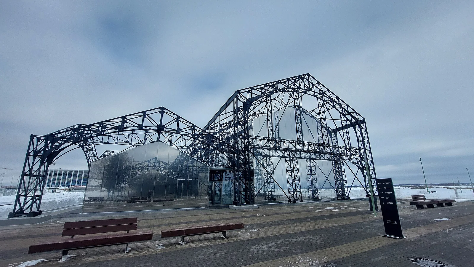 Фото: Выставочный пакгауз